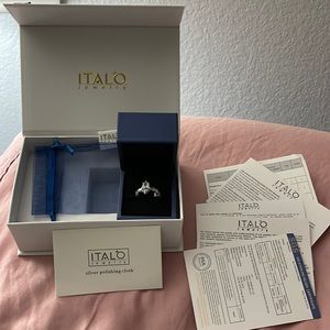 Sterling ladies Marquee ring sz 8.5.